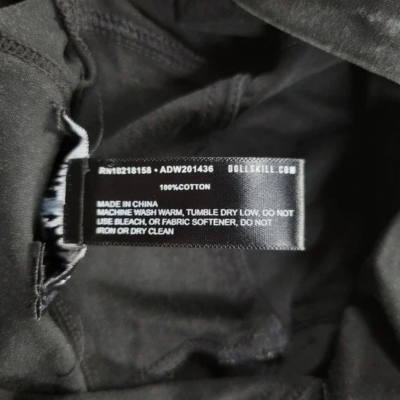 Darker Wavs Sleeveless Hoodie Womens L Black Asymmetrical Distressed Goth Grunge - Picture 9 of 11